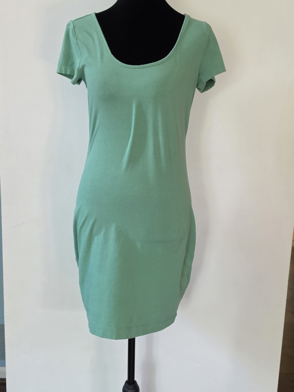 H&M Mint Green Short Sleeve Scoop Neck Dress